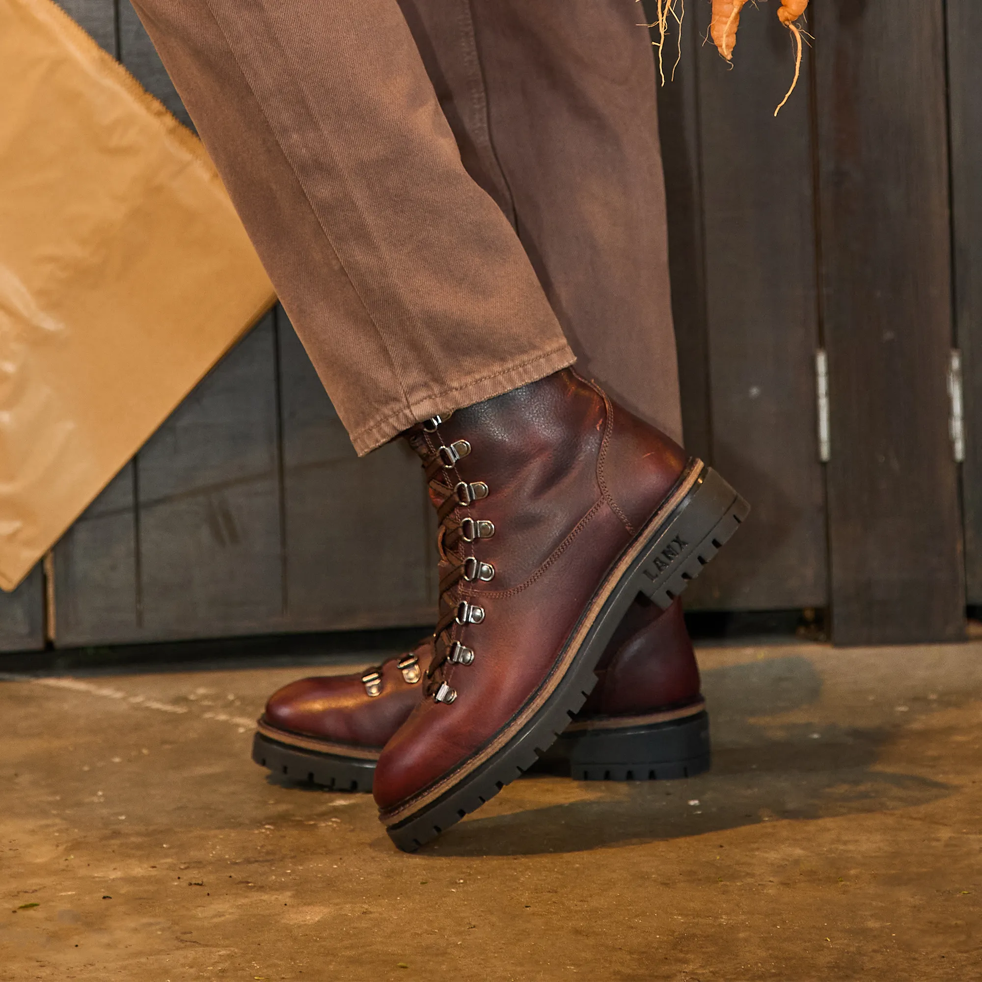 WHALLEY / REDBRICK GRAINED-Women’s Boots | LANX Proper Men's Shoes